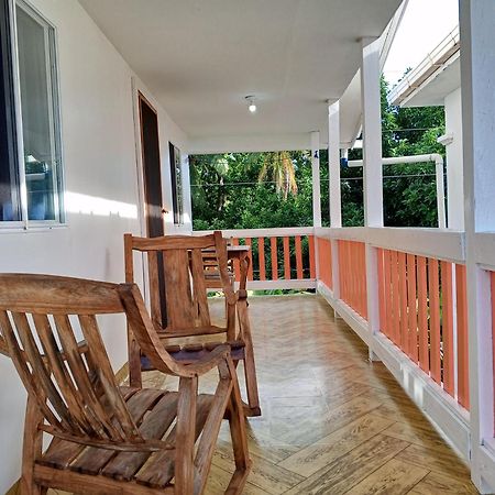 Christina'S Guest House Official Литтл-Корн-Айленд Экстерьер фото