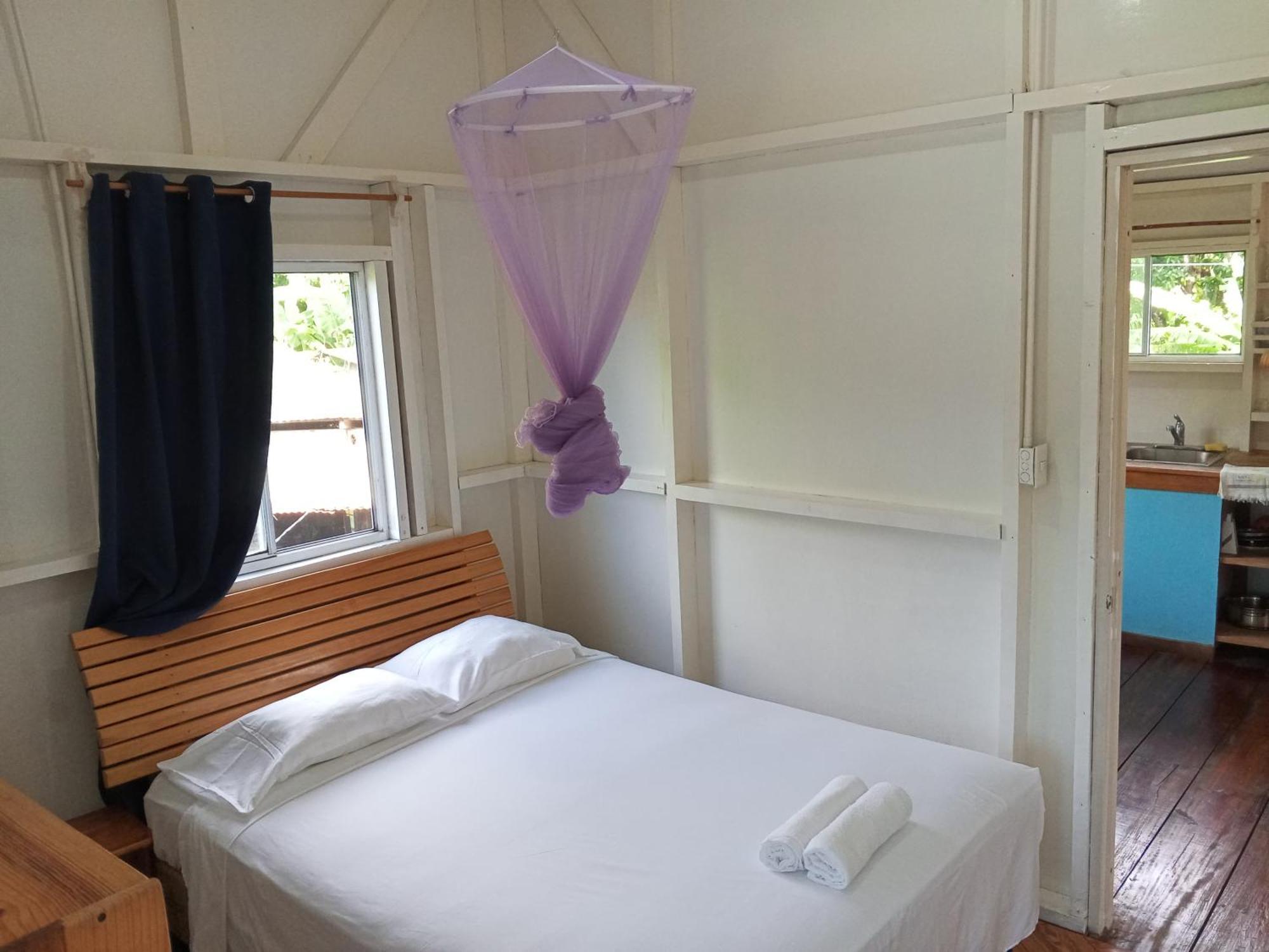 Christina'S Guest House Official Литтл-Корн-Айленд Экстерьер фото
